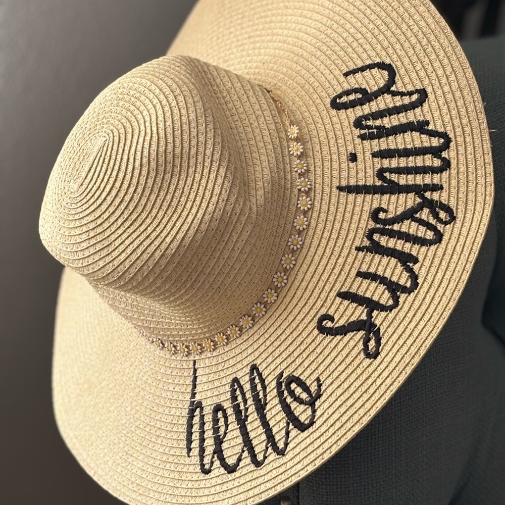 HELLO SUNSHINE BEACH HAT